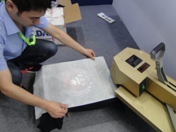 ចុចកម្តៅសម្លេងអាវ