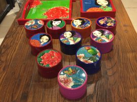 ប្រអប់អំណោយប្រពៃណី